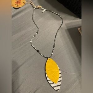 Silver beaded Necklace, black&gold pendant